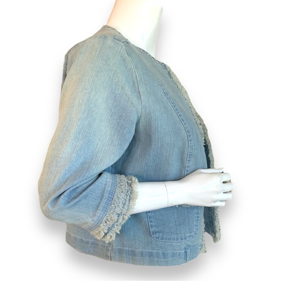 RUBY RD. STUDDED FRINGE ACCENTED OPEN FRONT CROP JEANS JACKET.  WOMEN’S SIZE 10P - Picture 4 of 9